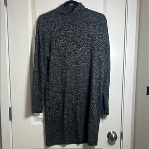 Uniqlo Charcoal Gray Long Sleeve Lightweight Sweater Minimalist Dress XS